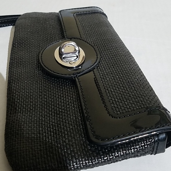 Ann Taylor black clutch G7 - Picture 4 of 10